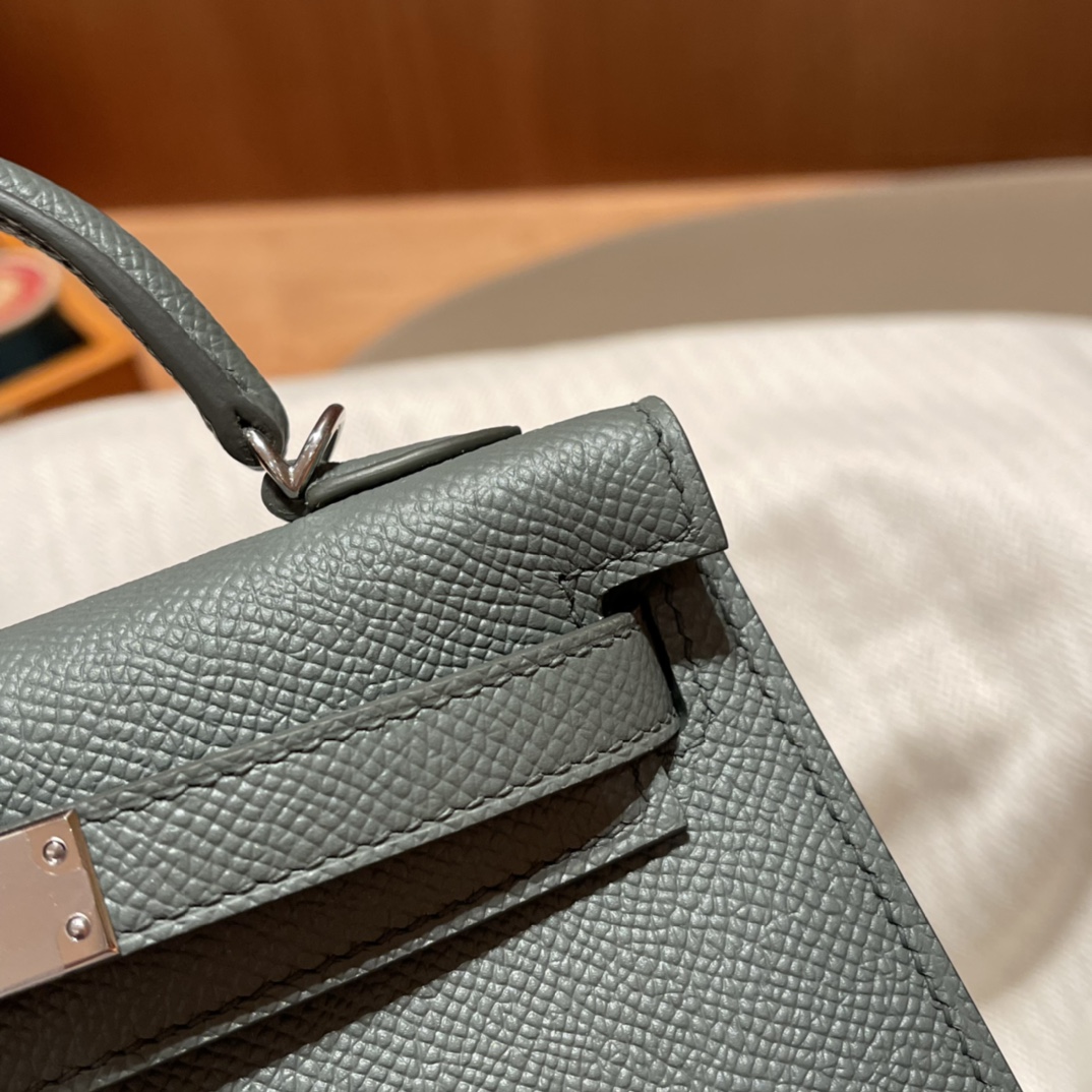 에르메스 미니 켈리백19 그레이그린 은장 앱송